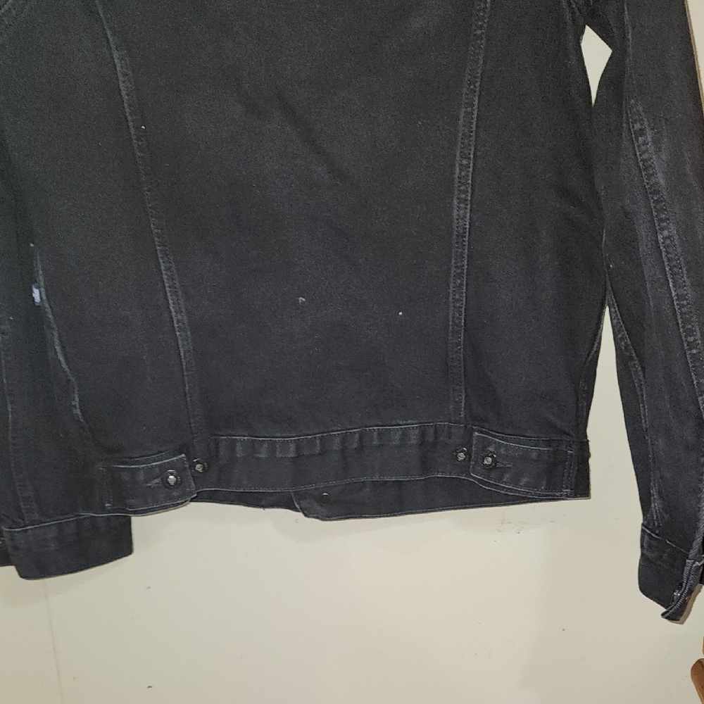Levi's Black Denim Jacket Used Great Conditions - Picture 11 of 16